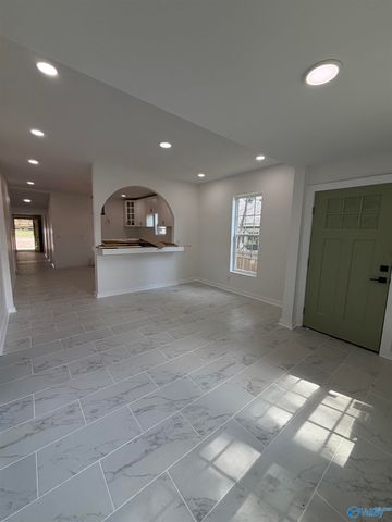 1205 S 11th Street, Gadsden, AL 35901