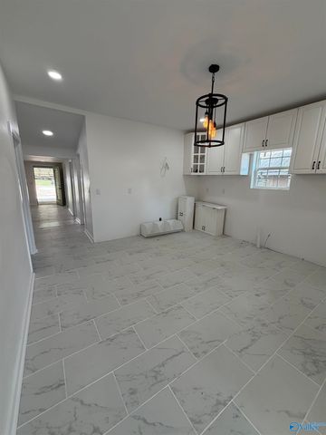 1205 S 11th Street, Gadsden, AL 35901