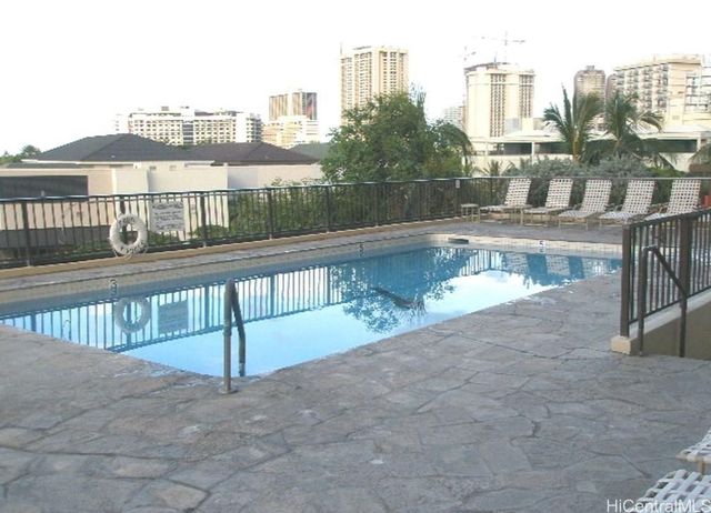 2140 Kuhio Avenue 1908, Honolulu, HI 96815