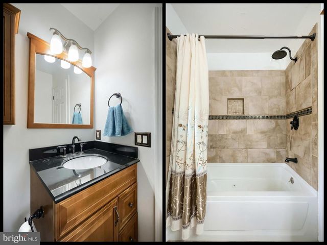 1298 TOANN RD, York, PA 17403