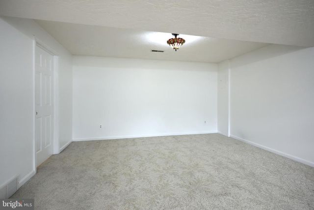 1298 TOANN RD, York, PA 17403