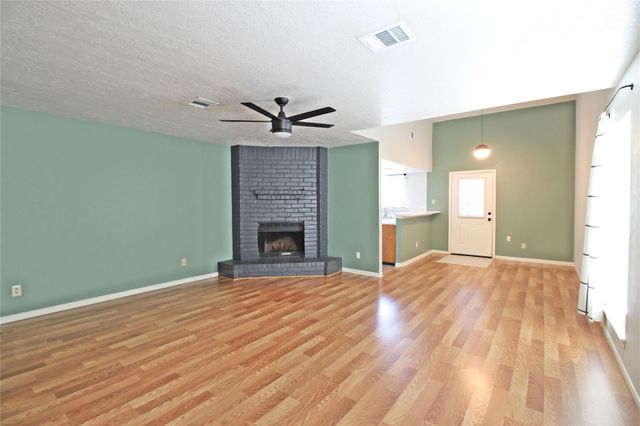 2041 Country Village Boulevard A, Humble, TX 77338