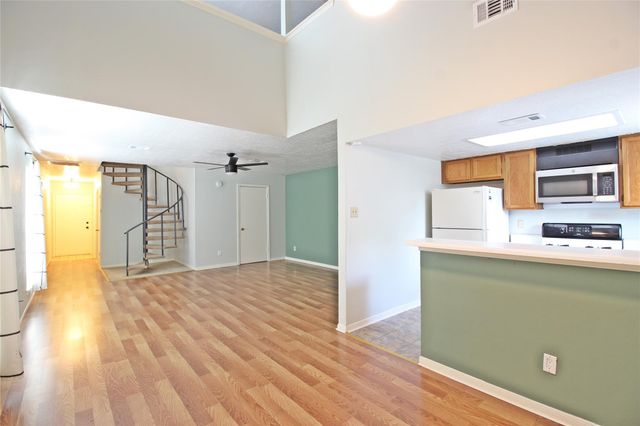 2041 Country Village Boulevard A, Humble, TX 77338