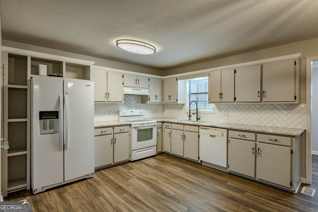 1673 Blacks Bluff Road SW, Rome, GA 30161