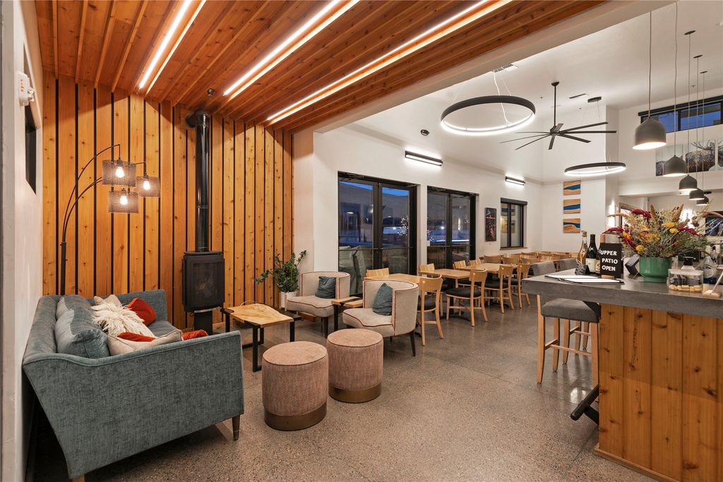 2413 S Higgins Avenue, Missoula, MT 59801 photo 10