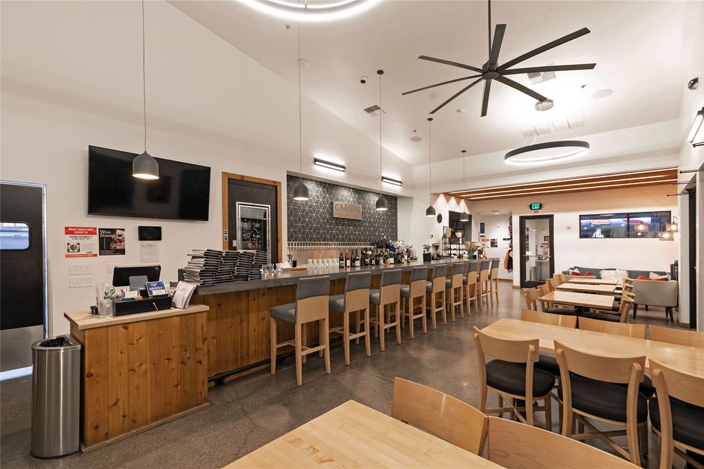 2413 S Higgins Avenue, Missoula, MT 59801 photo 12