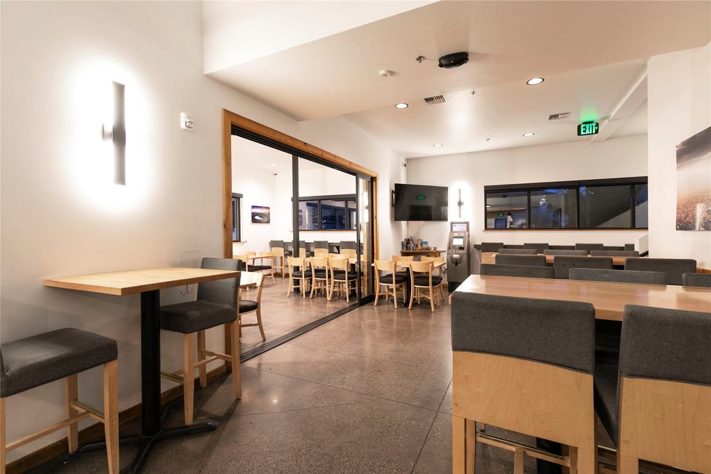 2413 S Higgins Avenue, Missoula, MT 59801 photo 17