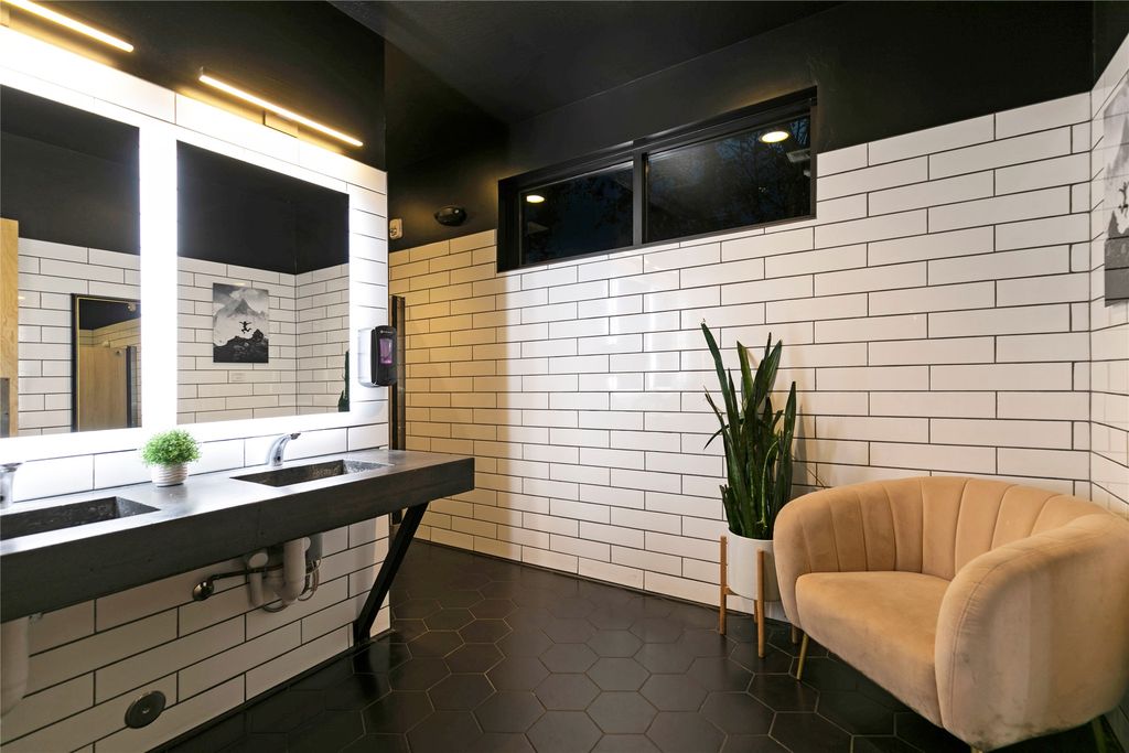 2413 S Higgins Avenue, Missoula, MT 59801 photo 29