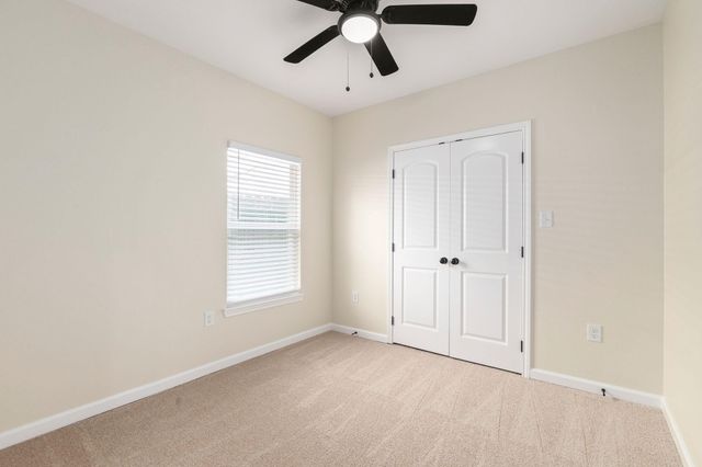 102 E Valverde Street, Brenham, TX 77833