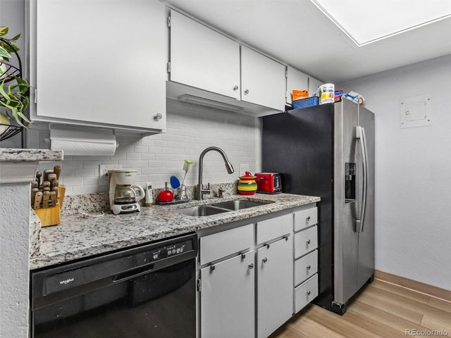 4400 S Quebec St B-107, Denver, CO 80237