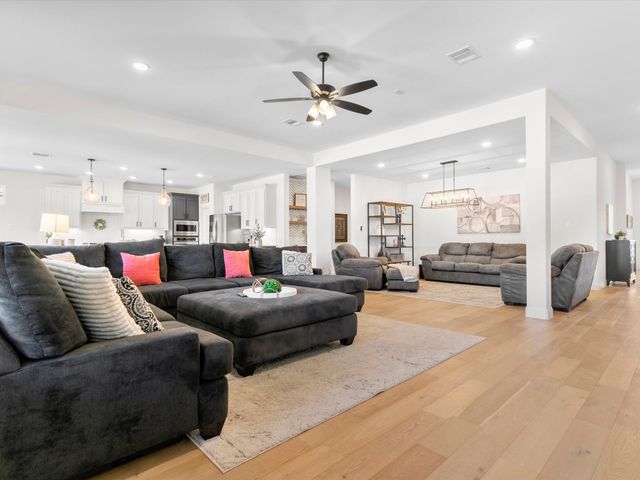 7128 Aves Street, Fort Worth, TX 76179