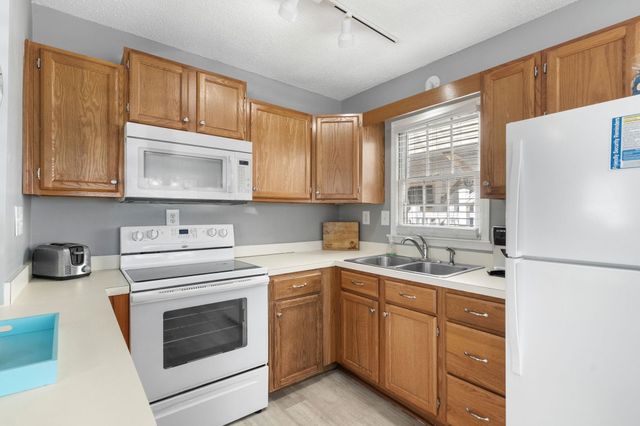 6001 - 1833 S Kings Hwy., Myrtle Beach, SC 29575