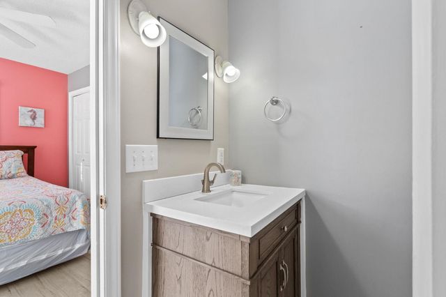 6001 - 1833 S Kings Hwy., Myrtle Beach, SC 29575