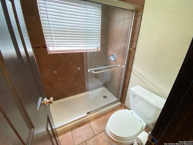 211 Natalen Ave Apt 205, San Antonio, TX 78209