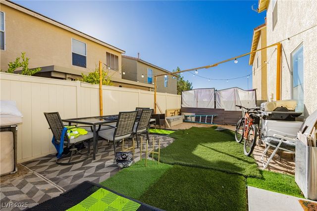 2082 Pillar Pointe Street, Las Vegas, NV 89115