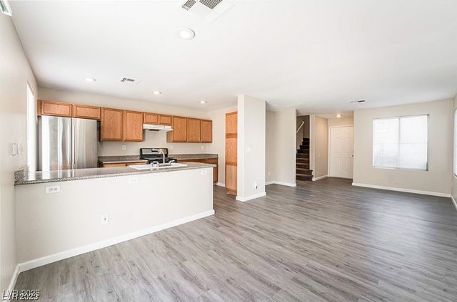 2082 Pillar Pointe Street, Las Vegas, NV 89115