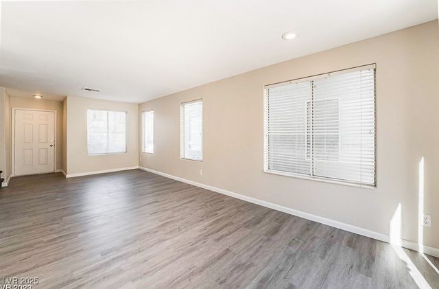 2082 Pillar Pointe Street, Las Vegas, NV 89115