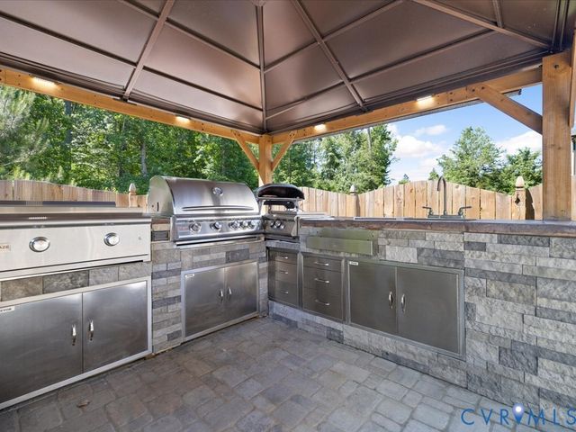 12320 Hepler Ridge Ct, Glen Allen, VA 23059
