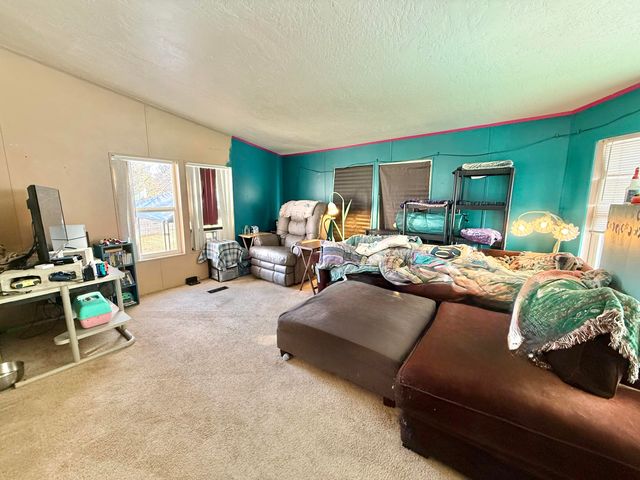 14107 Ravenwood Drive, Klamath Falls, OR 97601