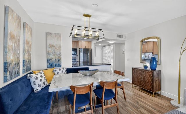 1502 S Lakeside Drive 214, Lake Worth Beach, FL 33460