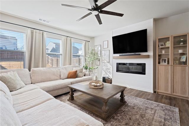 4740 Ridge Valley Drive, Gainesville, GA 30504