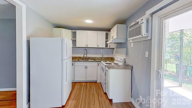 3418 Craig Avenue, Charlotte, NC 28211