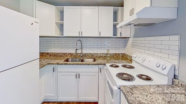 3418 Craig Avenue, Charlotte, NC 28211