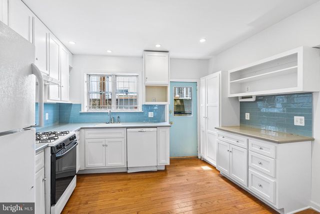 706 SALTER ST, Philadelphia, PA 19147