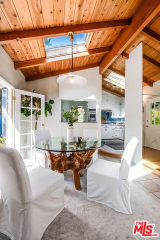 7431 Del Zuro, Los Angeles, CA 90046