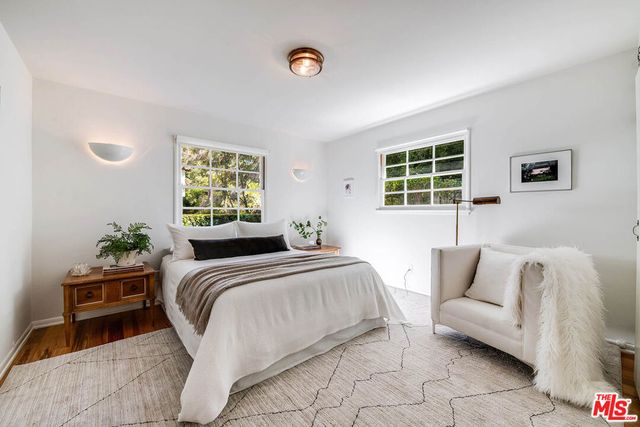 7431 Del Zuro, Los Angeles, CA 90046