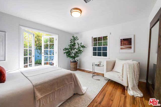 7431 Del Zuro, Los Angeles, CA 90046
