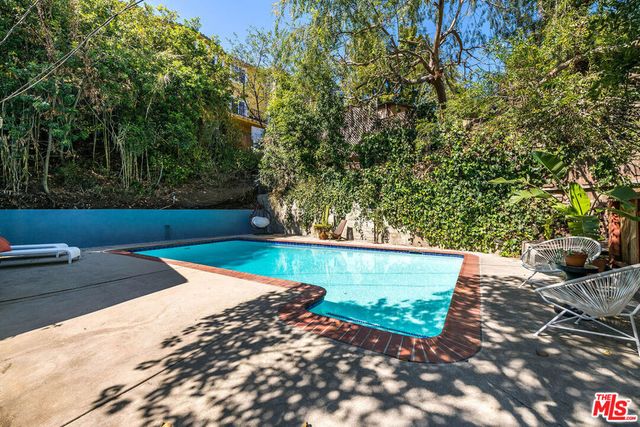 7431 Del Zuro, Los Angeles, CA 90046