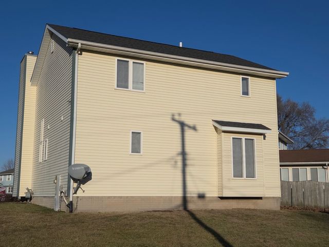 313 SULLIVAN Drive, Colona, IL 61241