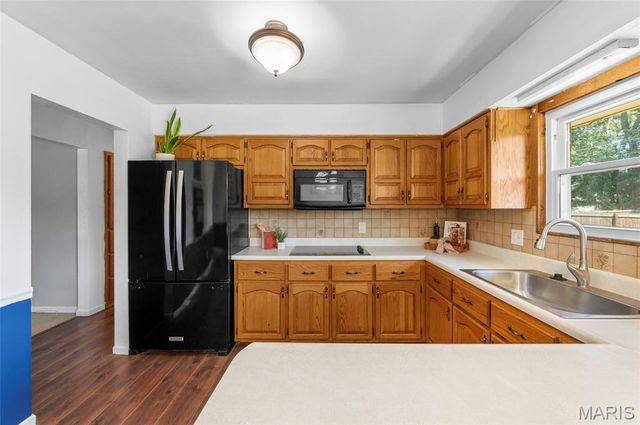 134 Ash Street, Wood River, IL 62095