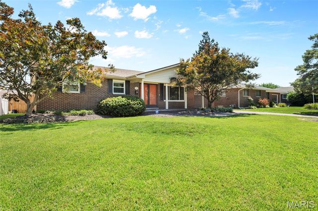 134 Ash Street, Wood River, IL 62095