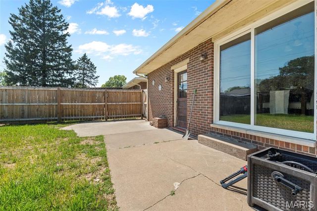 134 Ash Street, Wood River, IL 62095