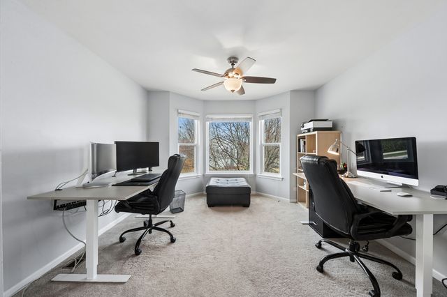 305 Hampton Road, Sugar Grove, IL 60554