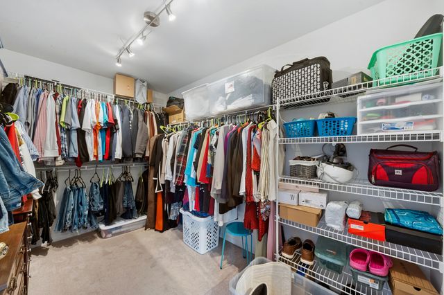 305 Hampton Road, Sugar Grove, IL 60554