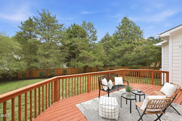 103 Sunset Creek Circle, Chapel Hill, NC 27516