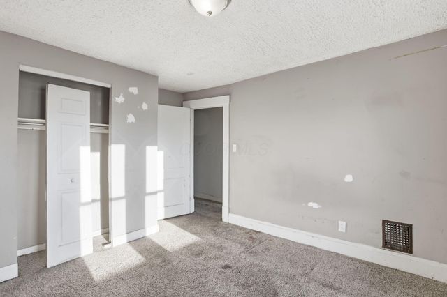223 N Wayne Avenue, Columbus, OH 43204