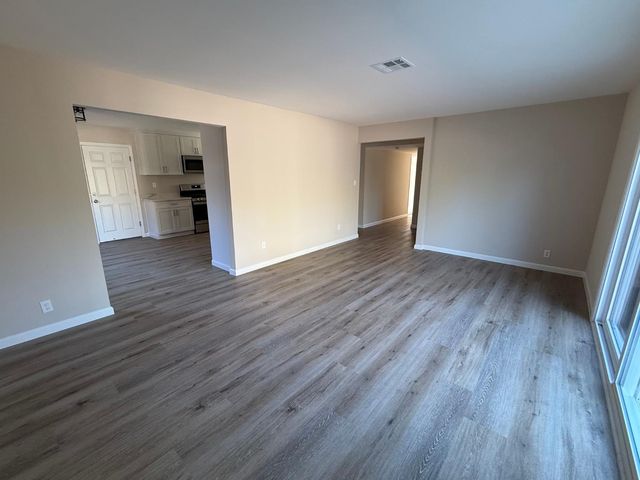 8349 Kiltie Way, Stockton, CA 95210