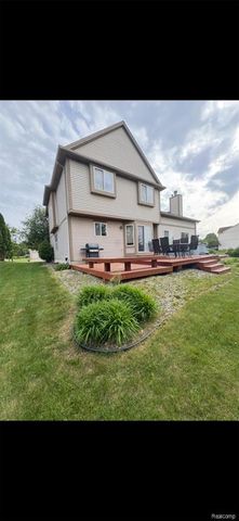 8366 Sherwood Drive, Grand Blanc, MI 48439