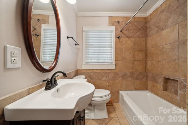 1818 Woodland Drive, Charlotte, NC 28205