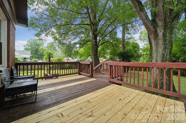 1818 Woodland Drive, Charlotte, NC 28205