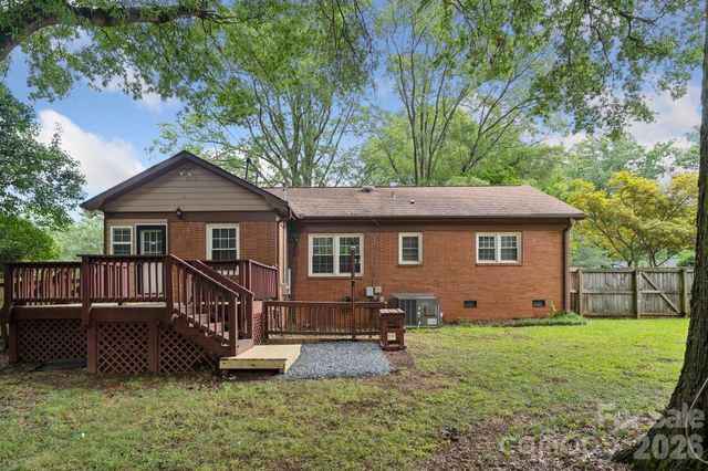 1818 Woodland Drive, Charlotte, NC 28205