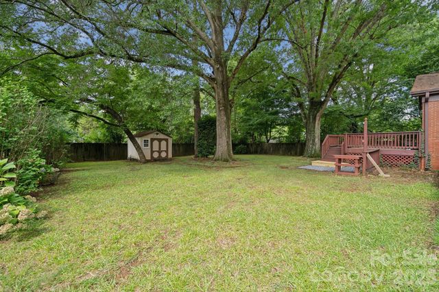 1818 Woodland Drive, Charlotte, NC 28205