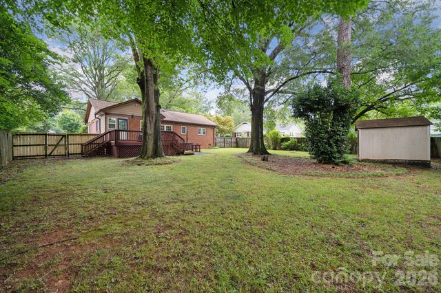 1818 Woodland Drive, Charlotte, NC 28205