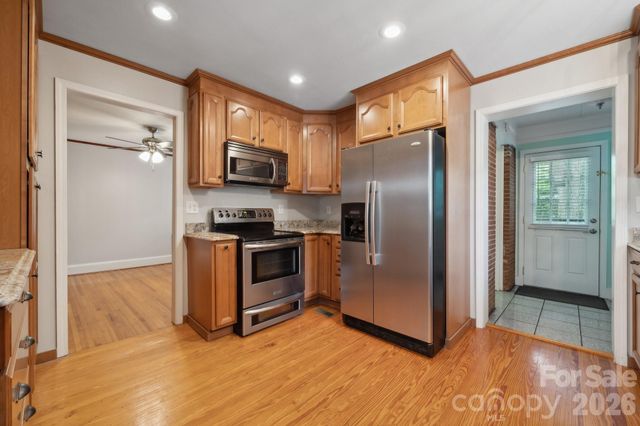 1818 Woodland Drive, Charlotte, NC 28205