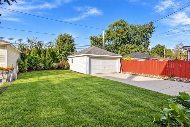 386 Argonne Drive, Tonawanda, NY 14217