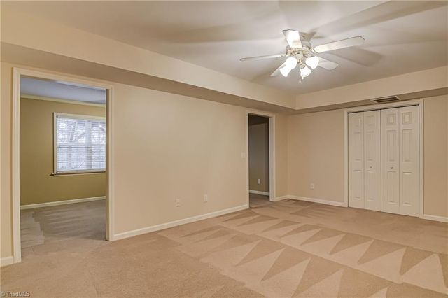 1005 Kings Meadow Drive, Winston-salem, NC 27127